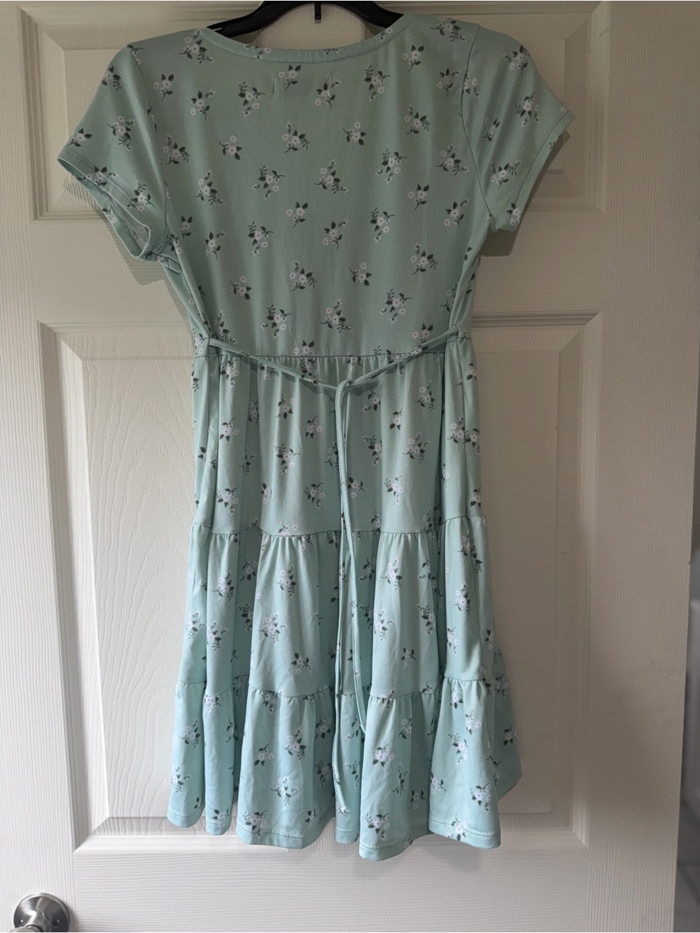 Hollister Seafoam Floral Tiered Short Sleeve Dress - Picture 4 of 4